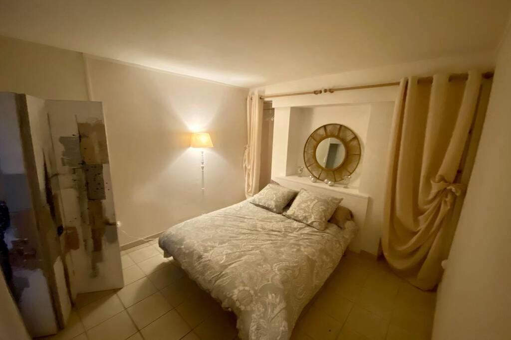 Apartmán La Reine Avranches Exteriér fotografie